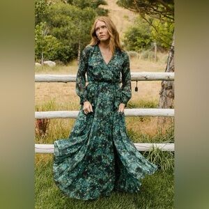 Ivy City Co Green Watercolor Maxi Dress Size XXS